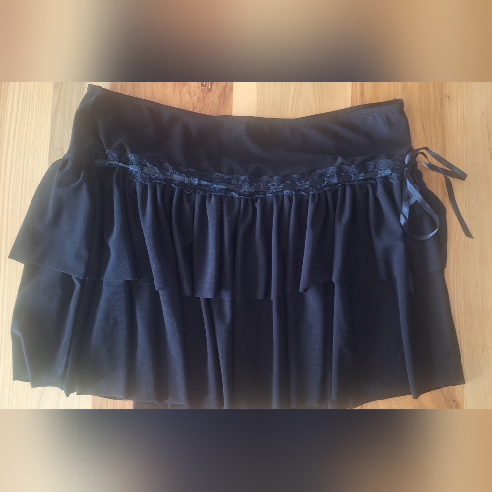 Y2K ENT Entrancy Large Vintage Black Ruffled Mini Skirt Lace Ribbon